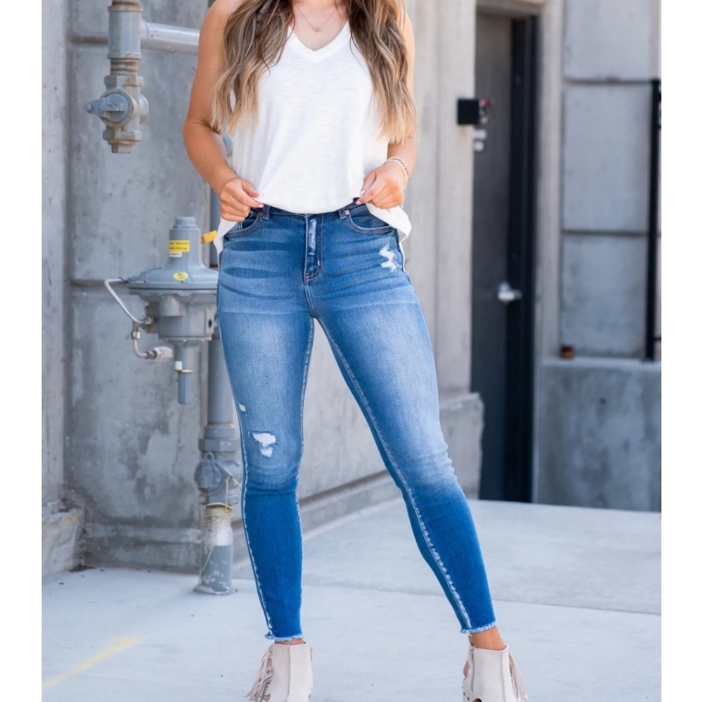 NWOT KanCan Skinny Ankle Jeans